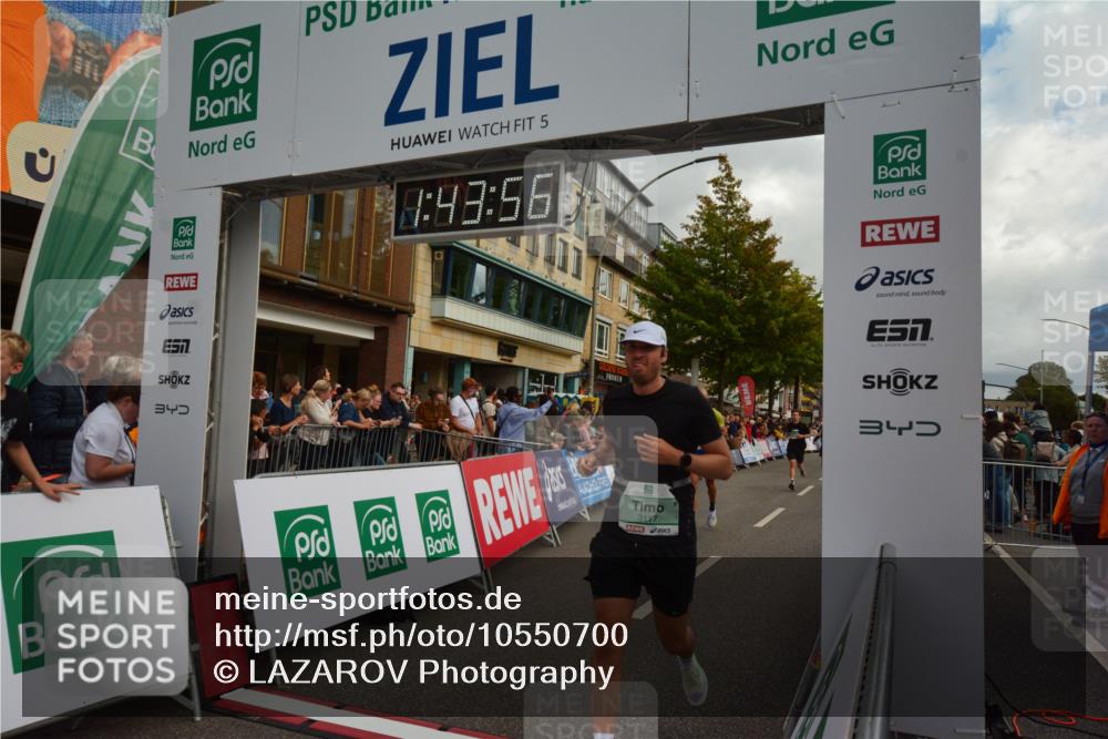 20.09.2026 - PSD Bank Halbmarathon LAZAROV Photography http://msf.ph/oto/10550700 20.09.2026 11:43:56 Ziel 1493, 1553, 2071, 2211, 2946, 3117, 3651, 3662 meine-sportfotos.de
