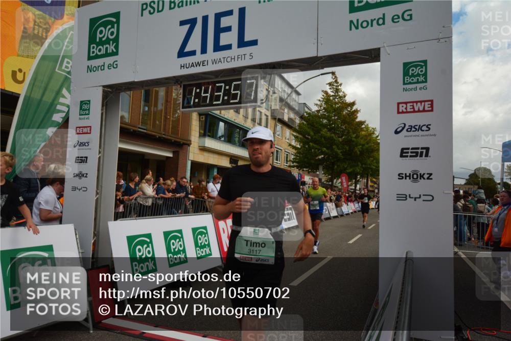 20.09.2026 - PSD Bank Halbmarathon LAZAROV Photography http://msf.ph/oto/10550702 20.09.2026 11:43:56 Ziel 1493, 1553, 2071, 2211, 2946, 3117, 3651, 3662 meine-sportfotos.de