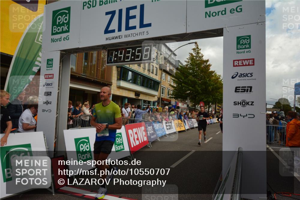 20.09.2026 - PSD Bank Halbmarathon LAZAROV Photography http://msf.ph/oto/10550707 20.09.2026 11:43:58 Ziel 1493, 2071, 2211, 2946, 3117, 3651, 3662, 4723 meine-sportfotos.de