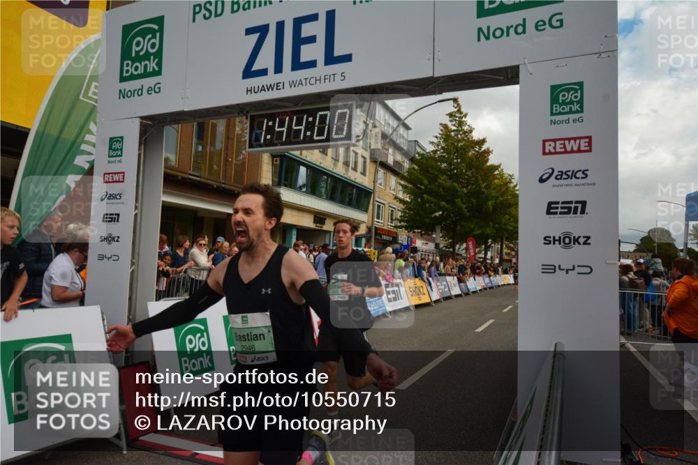 20.09.2026 - PSD Bank Halbmarathon LAZAROV Photography http://msf.ph/oto/10550715 20.09.2026 11:43:59 Ziel 1493, 1833, 2071, 2211, 2946, 3117, 3651, 4723 meine-sportfotos.de