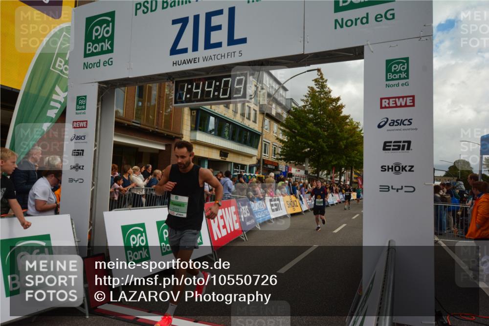 20.09.2026 - PSD Bank Halbmarathon LAZAROV Photography http://msf.ph/oto/10550726 20.09.2026 11:44:09 Ziel 1147, 1455, 1715, 1833, 2132, 2366, 2467, 2512, 2966, 3613, 3651, 4607, 4723 meine-sportfotos.de