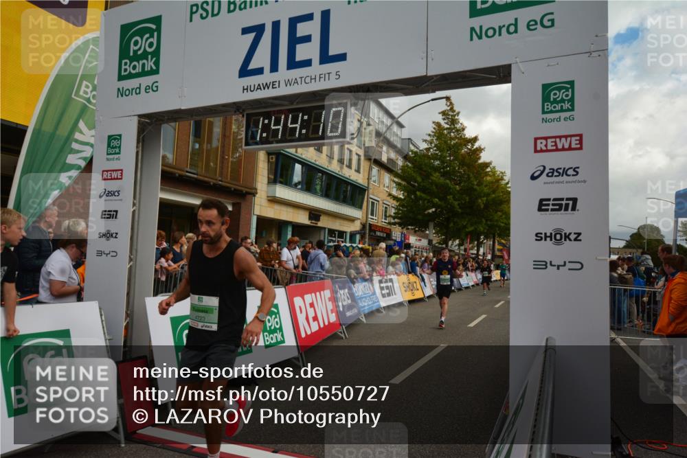 20.09.2026 - PSD Bank Halbmarathon LAZAROV Photography http://msf.ph/oto/10550727 20.09.2026 11:44:09 Ziel 1147, 1455, 1715, 1833, 2132, 2366, 2467, 2512, 2966, 3613, 3651, 4607, 4723 meine-sportfotos.de