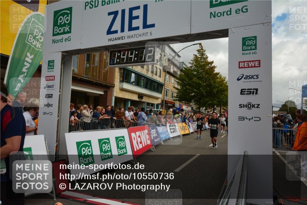 20.09.2026 - PSD Bank Halbmarathon LAZAROV Photography http://msf.ph/oto/10550736 20.09.2026 11:44:12 Ziel 1147, 1455, 1715, 1833, 2132, 2366, 2467, 2512, 2966, 3613, 4607, 4608, 4723 meine-sportfotos.de