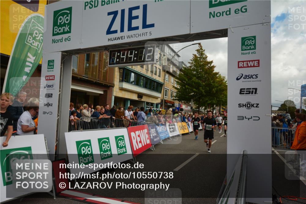 20.09.2026 - PSD Bank Halbmarathon LAZAROV Photography http://msf.ph/oto/10550738 20.09.2026 11:44:12 Ziel 1147, 1455, 1715, 1833, 2132, 2366, 2467, 2512, 2966, 3613, 4607, 4608, 4723 meine-sportfotos.de