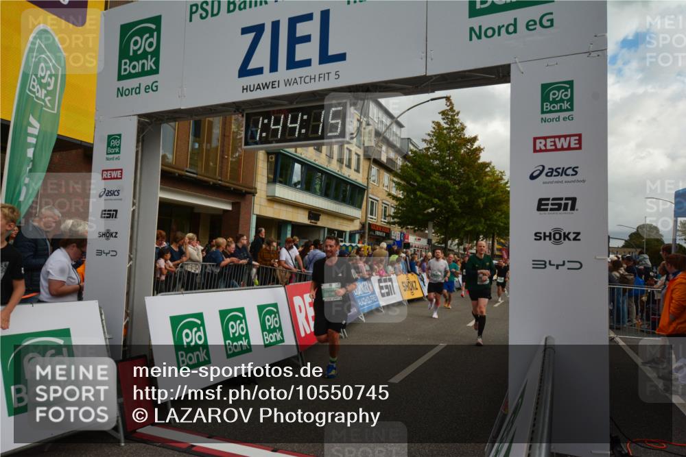 20.09.2026 - PSD Bank Halbmarathon LAZAROV Photography http://msf.ph/oto/10550745 20.09.2026 11:44:14 Ziel 1147, 1455, 1715, 1833, 2132, 2366, 2467, 2512, 2966, 3613, 4533, 4607, 4608, 4723 meine-sportfotos.de