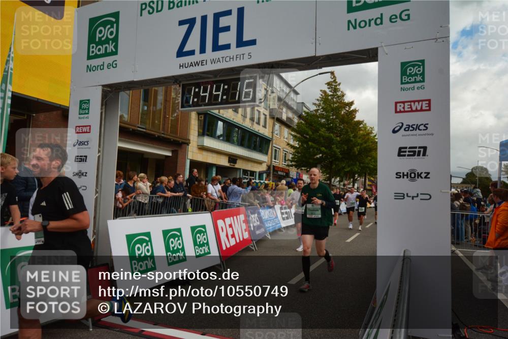 20.09.2026 - PSD Bank Halbmarathon LAZAROV Photography http://msf.ph/oto/10550749 20.09.2026 11:44:15 Ziel 1147, 1455, 1715, 1833, 2132, 2366, 2467, 2512, 2966, 3322, 3613, 4533, 4607, 4608, 4723 meine-sportfotos.de
