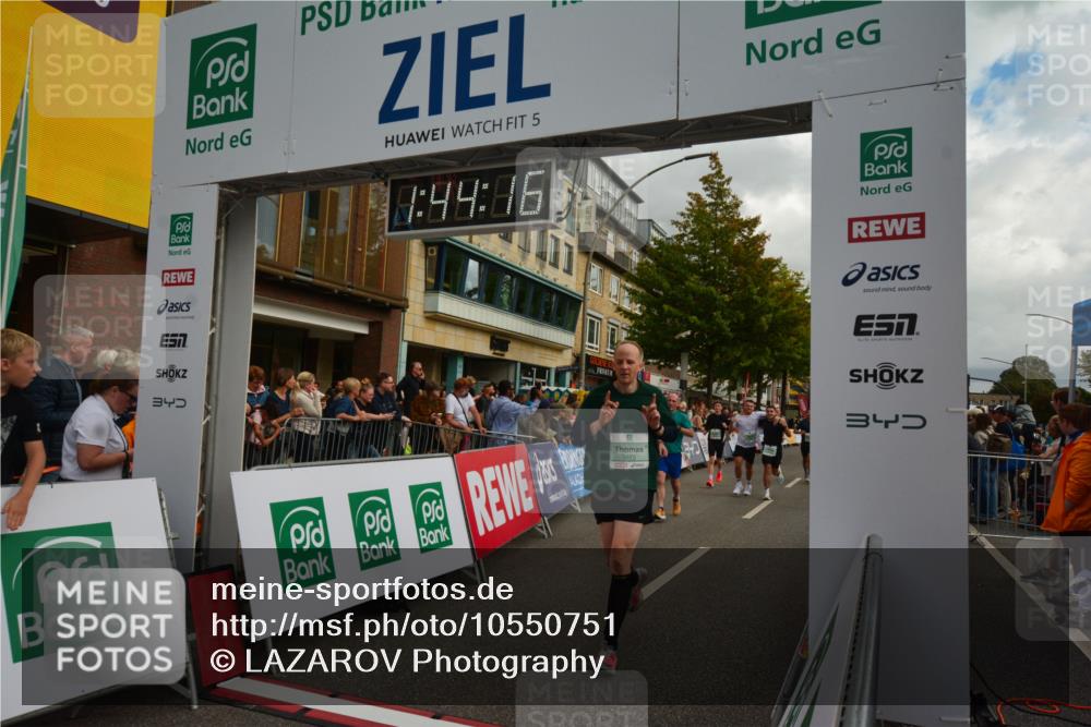 20.09.2026 - PSD Bank Halbmarathon LAZAROV Photography http://msf.ph/oto/10550751 20.09.2026 11:44:16 Ziel 1147, 1455, 1715, 1753, 1833, 2132, 2366, 2467, 2512, 2966, 3322, 3613, 4026, 4533, 4607, 4608 meine-sportfotos.de