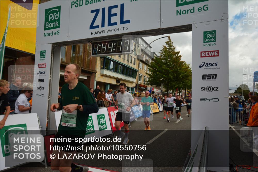 20.09.2026 - PSD Bank Halbmarathon LAZAROV Photography http://msf.ph/oto/10550756 20.09.2026 11:44:17 Ziel 1147, 1455, 1715, 1753, 1833, 2132, 2366, 2467, 2512, 2966, 3322, 3613, 4026, 4533, 4607, 4608 meine-sportfotos.de