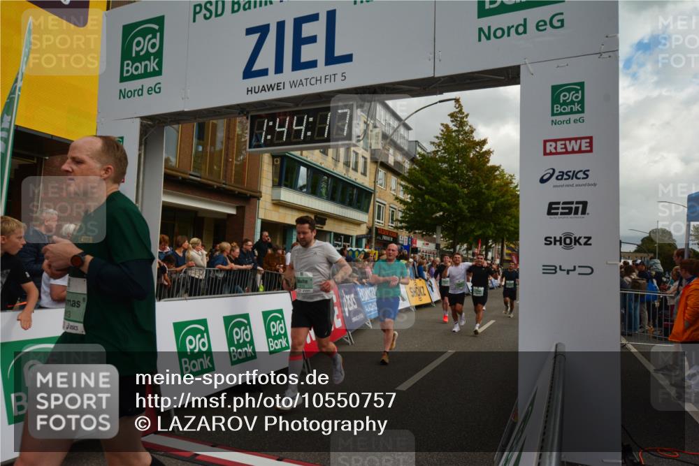 20.09.2026 - PSD Bank Halbmarathon LAZAROV Photography http://msf.ph/oto/10550757 20.09.2026 11:44:17 Ziel 1147, 1455, 1715, 1753, 1833, 2132, 2366, 2467, 2512, 2966, 3322, 3613, 4026, 4533, 4607, 4608 meine-sportfotos.de
