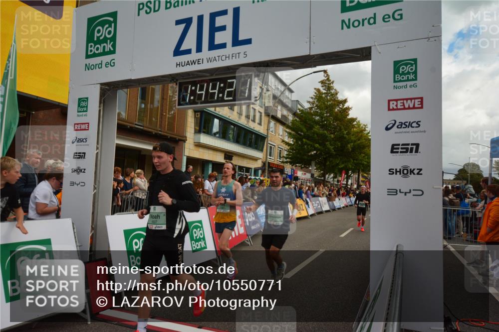 20.09.2026 - PSD Bank Halbmarathon LAZAROV Photography http://msf.ph/oto/10550771 20.09.2026 11:44:20 Ziel 1147, 1455, 1715, 1753, 2132, 2366, 2467, 2512, 2805, 2966, 3322, 3613, 4026, 4309, 4533, 4607, 4608 meine-sportfotos.de