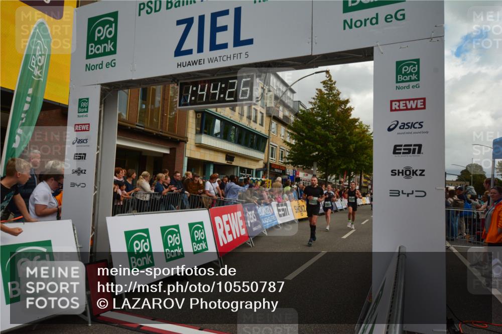 20.09.2026 - PSD Bank Halbmarathon LAZAROV Photography http://msf.ph/oto/10550787 20.09.2026 11:44:25 Ziel 1147, 1317, 1753, 2467, 2512, 2805, 2966, 3322, 4026, 4309, 4533, 4607, 4608 meine-sportfotos.de