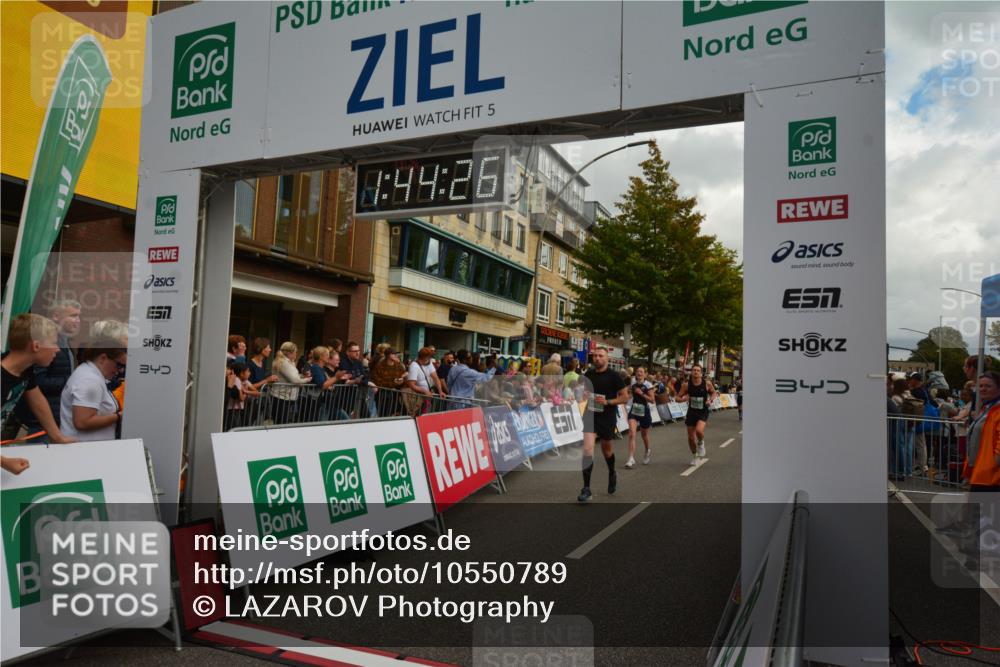 20.09.2026 - PSD Bank Halbmarathon LAZAROV Photography http://msf.ph/oto/10550789 20.09.2026 11:44:26 Ziel 1147, 1317, 1730, 1753, 2467, 2805, 3322, 4026, 4309, 4533, 4607, 4608 meine-sportfotos.de