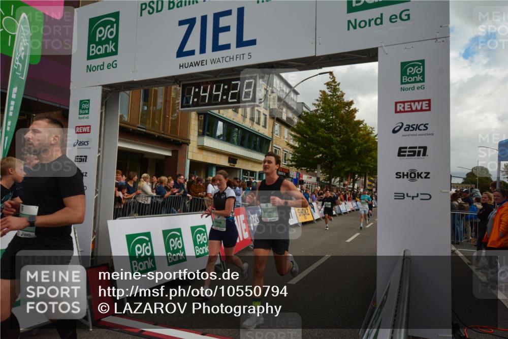 20.09.2026 - PSD Bank Halbmarathon LAZAROV Photography http://msf.ph/oto/10550794 20.09.2026 11:44:28 Ziel 1317, 1730, 1753, 2805, 3322, 3706, 4026, 4309, 4533, 4608 meine-sportfotos.de
