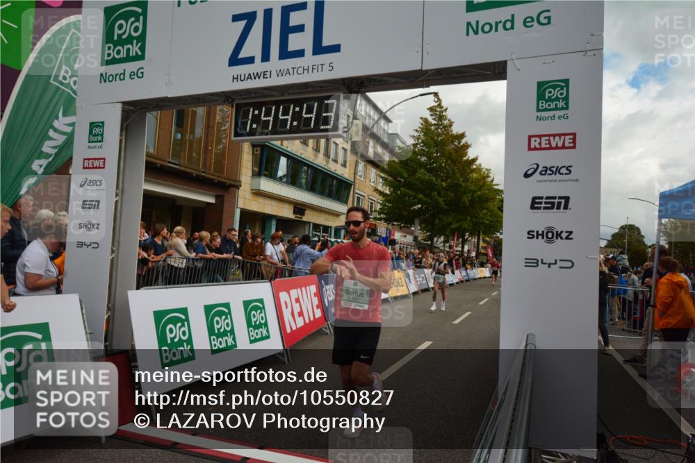 20.09.2026 - PSD Bank Halbmarathon LAZAROV Photography http://msf.ph/oto/10550827 20.09.2026 11:44:42 Ziel 1081, 1083, 1730, 1771, 2558, 2593, 2708, 3319, 3506, 3706 meine-sportfotos.de
