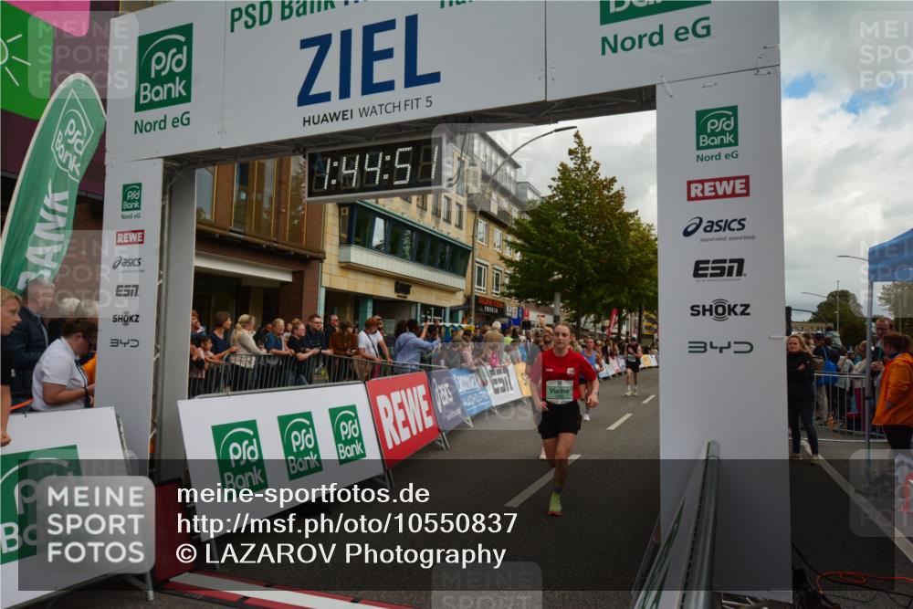 20.09.2026 - PSD Bank Halbmarathon LAZAROV Photography http://msf.ph/oto/10550837 20.09.2026 11:44:50 Ziel 1081, 1083, 1547, 1771, 2558, 2677, 3319, 3506 meine-sportfotos.de