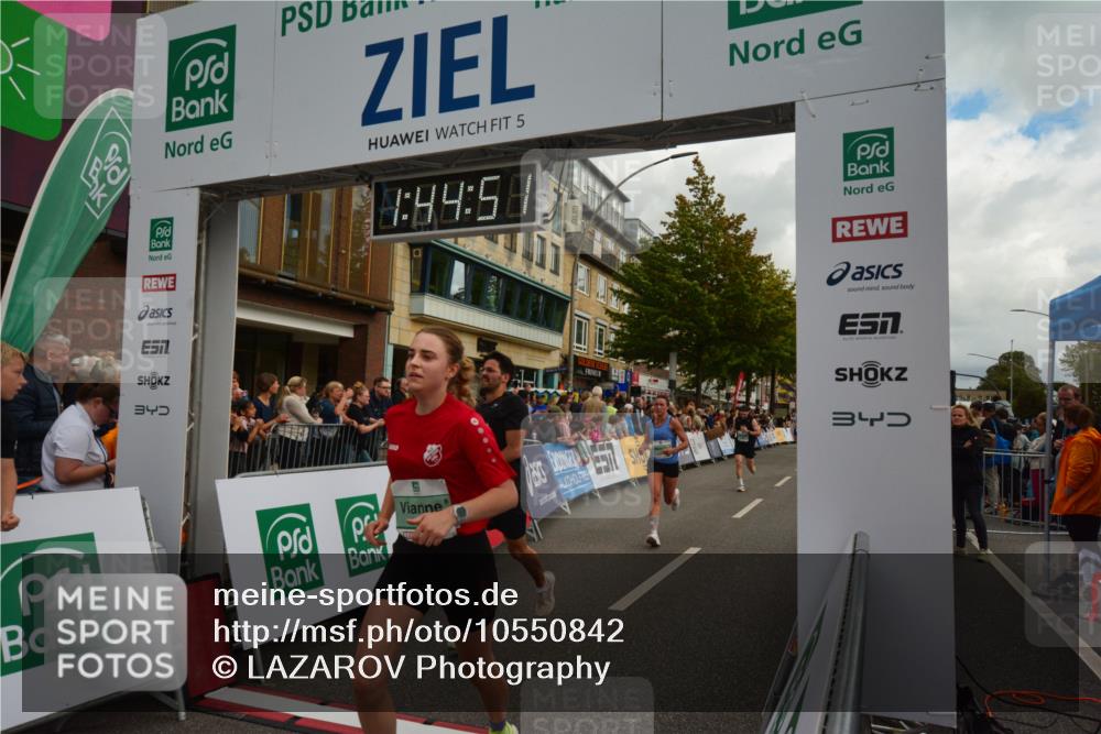 20.09.2026 - PSD Bank Halbmarathon LAZAROV Photography http://msf.ph/oto/10550842 20.09.2026 11:44:51 Ziel 1081, 1083, 1547, 1771, 2558, 2677, 3319, 3506, 4365, 4366 meine-sportfotos.de
