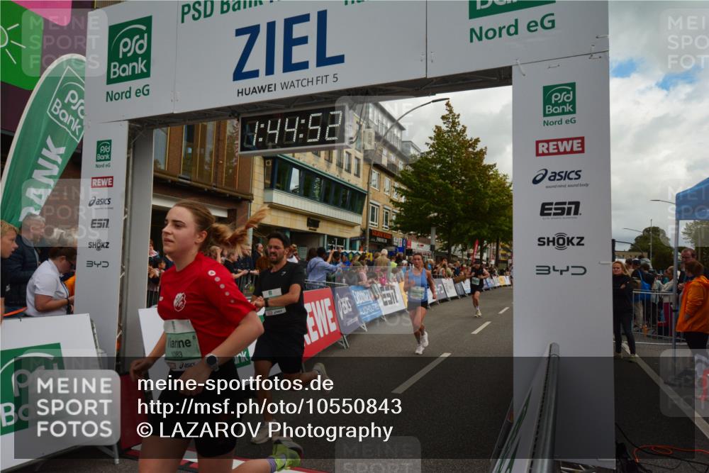 20.09.2026 - PSD Bank Halbmarathon LAZAROV Photography http://msf.ph/oto/10550843 20.09.2026 11:44:51 Ziel 1081, 1083, 1547, 1771, 2558, 2677, 3319, 3506, 4365, 4366 meine-sportfotos.de