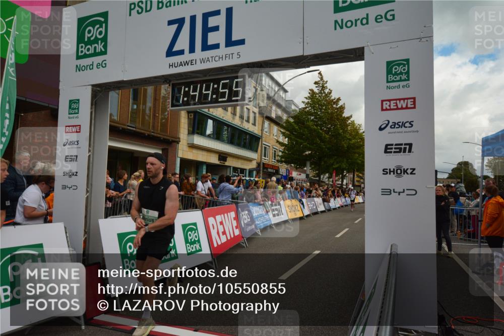 20.09.2026 - PSD Bank Halbmarathon LAZAROV Photography http://msf.ph/oto/10550855 20.09.2026 11:44:54 Ziel 1081, 1083, 1547, 1771, 2558, 2677, 3319, 4365, 4366 meine-sportfotos.de