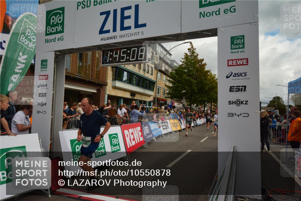 20.09.2026 - PSD Bank Halbmarathon LAZAROV Photography http://msf.ph/oto/10550878 20.09.2026 11:45:07 Ziel 1159, 1374, 1430, 2300, 2677, 2928, 2959, 3861, 3913, 3981, 4365, 4366 meine-sportfotos.de