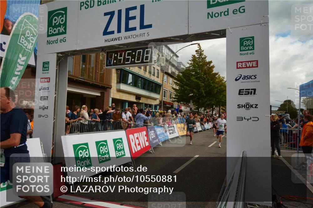 20.09.2026 - PSD Bank Halbmarathon LAZAROV Photography http://msf.ph/oto/10550881 20.09.2026 11:45:08 Ziel 1159, 1374, 1430, 2300, 2928, 2959, 3861, 3913, 3981, 4365, 4366 meine-sportfotos.de