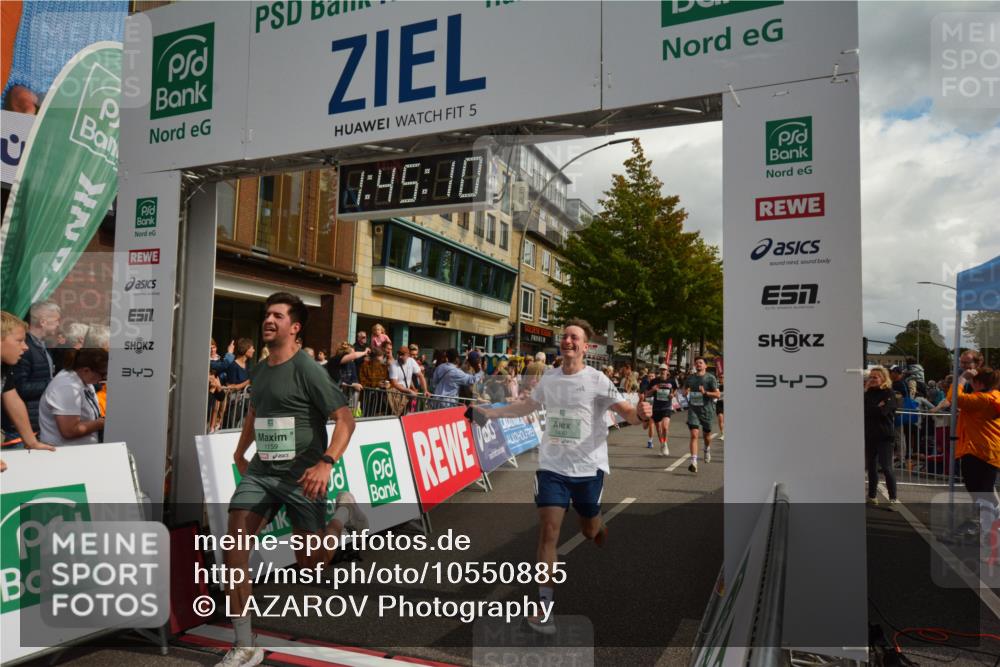 20.09.2026 - PSD Bank Halbmarathon LAZAROV Photography http://msf.ph/oto/10550885 20.09.2026 11:45:09 Ziel 1159, 1374, 1430, 2300, 2928, 2959, 3861, 3913, 3981, 4365, 4366 meine-sportfotos.de