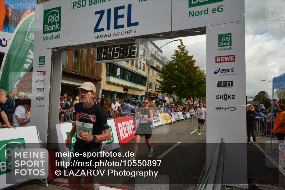 20.09.2026 - PSD Bank Halbmarathon LAZAROV Photography http://msf.ph/oto/10550897 20.09.2026 11:45:12 Ziel 1159, 1168, 1374, 1430, 2300, 2928, 2959, 3861, 3913, 3981 meine-sportfotos.de