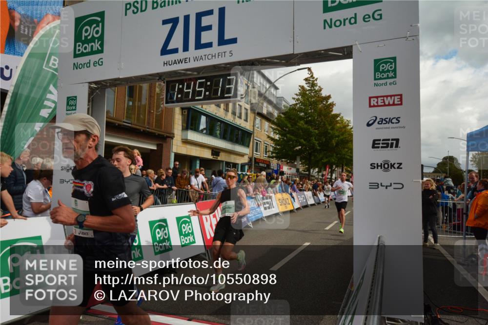 20.09.2026 - PSD Bank Halbmarathon LAZAROV Photography http://msf.ph/oto/10550898 20.09.2026 11:45:13 Ziel 1159, 1168, 1374, 1430, 2300, 2928, 2959, 3861, 3913, 3981 meine-sportfotos.de