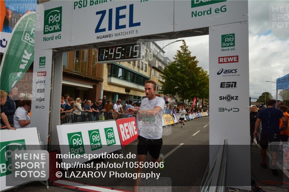 20.09.2026 - PSD Bank Halbmarathon LAZAROV Photography http://msf.ph/oto/10550906 20.09.2026 11:45:14 Ziel 1159, 1168, 1374, 1430, 2300, 2928, 2959, 3865, 3913, 3981, 4744, 4745 meine-sportfotos.de