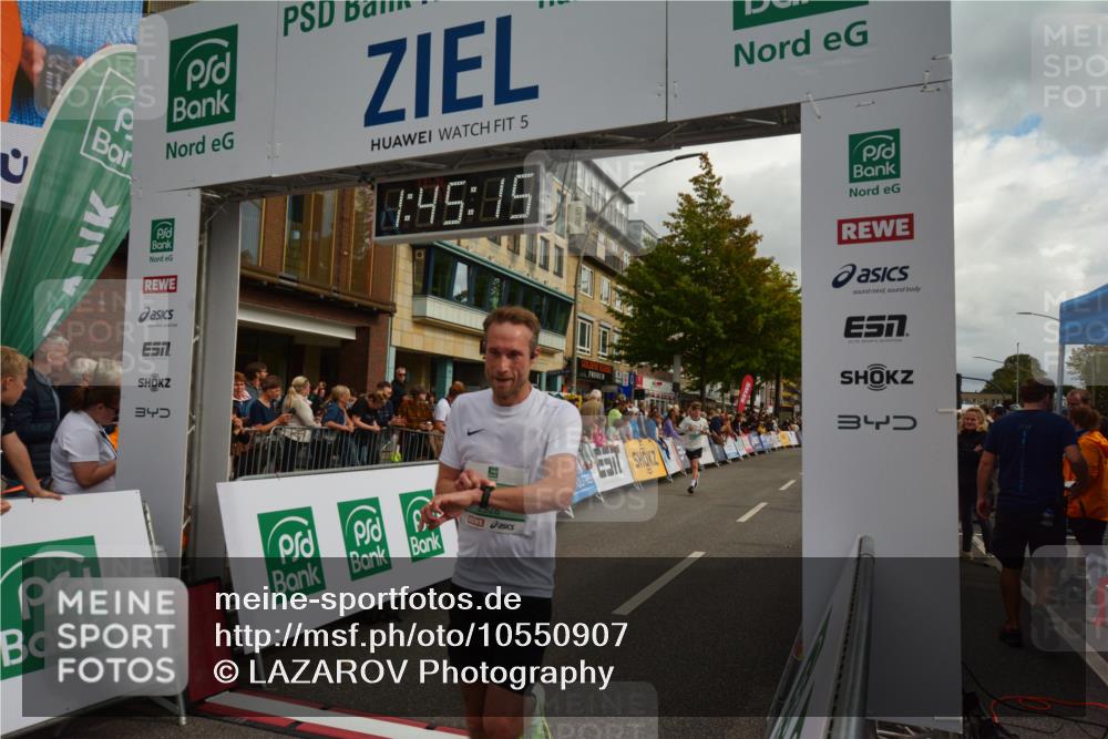 20.09.2026 - PSD Bank Halbmarathon LAZAROV Photography http://msf.ph/oto/10550907 20.09.2026 11:45:14 Ziel 1159, 1168, 1374, 1430, 2300, 2928, 2959, 3865, 3913, 3981, 4744, 4745 meine-sportfotos.de