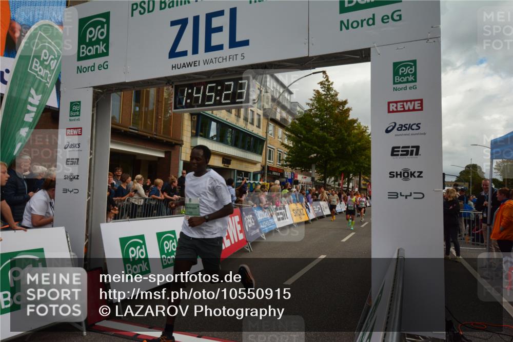 20.09.2026 - PSD Bank Halbmarathon LAZAROV Photography http://msf.ph/oto/10550915 20.09.2026 11:45:22 Ziel 1168, 1374, 1972, 2386, 3496, 3865, 3955, 4744, 4745 meine-sportfotos.de