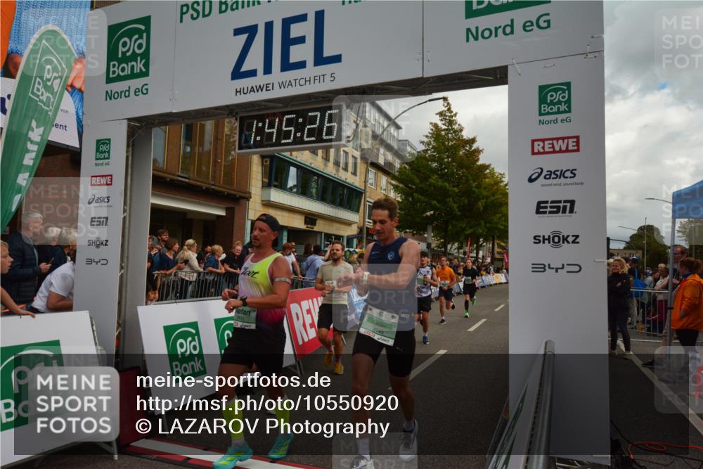 20.09.2026 - PSD Bank Halbmarathon LAZAROV Photography http://msf.ph/oto/10550920 20.09.2026 11:45:26 Ziel 1168, 1972, 2386, 3496, 3865, 3955, 4534, 4744, 4745 meine-sportfotos.de