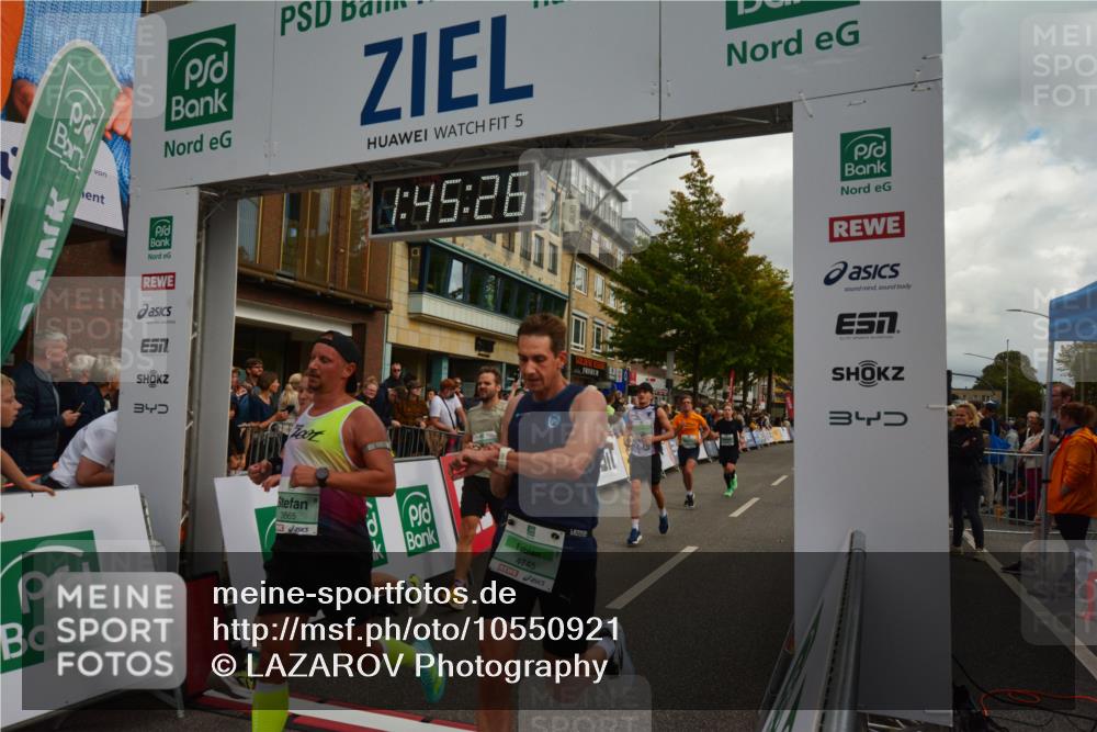 20.09.2026 - PSD Bank Halbmarathon LAZAROV Photography http://msf.ph/oto/10550921 20.09.2026 11:45:26 Ziel 1168, 1972, 2386, 3496, 3865, 3955, 4534, 4744, 4745 meine-sportfotos.de