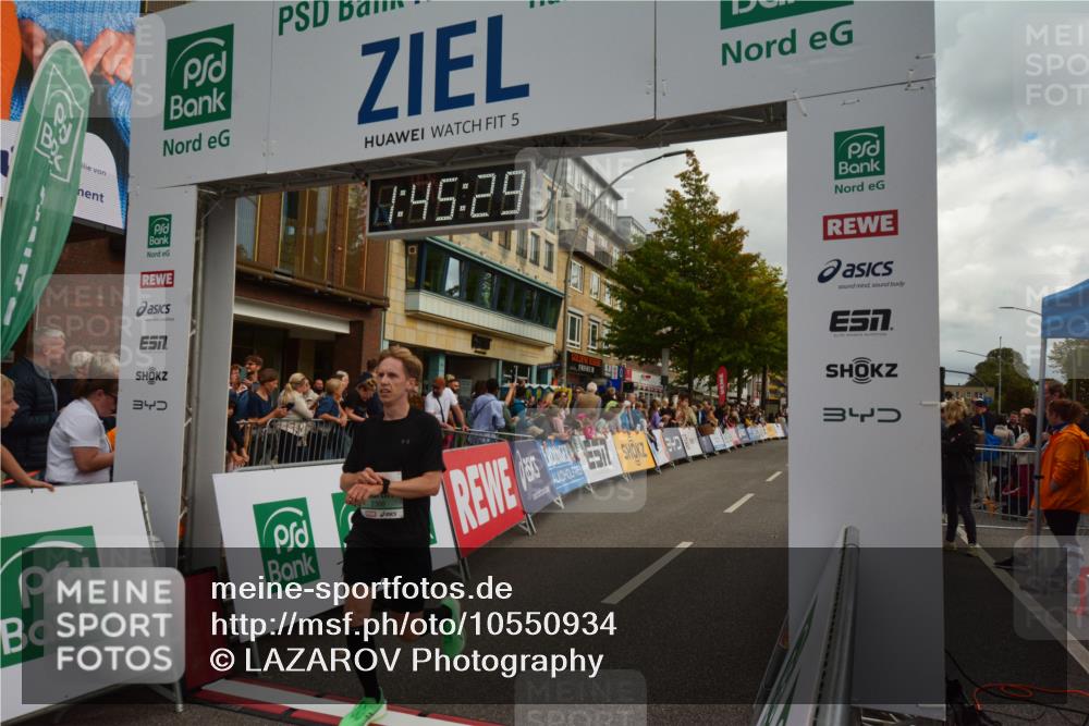 20.09.2026 - PSD Bank Halbmarathon LAZAROV Photography http://msf.ph/oto/10550934 20.09.2026 11:45:29 Ziel 1972, 2386, 2694, 3496, 3865, 3955, 4534, 4744, 4745 meine-sportfotos.de