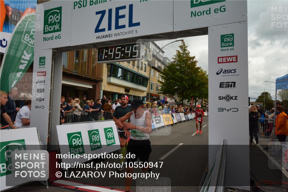 20.09.2026 - PSD Bank Halbmarathon LAZAROV Photography http://msf.ph/oto/10550947 20.09.2026 11:45:44 Ziel 1549, 2694, 2868, 3270, 3755, 4254, 4625, 4774 meine-sportfotos.de