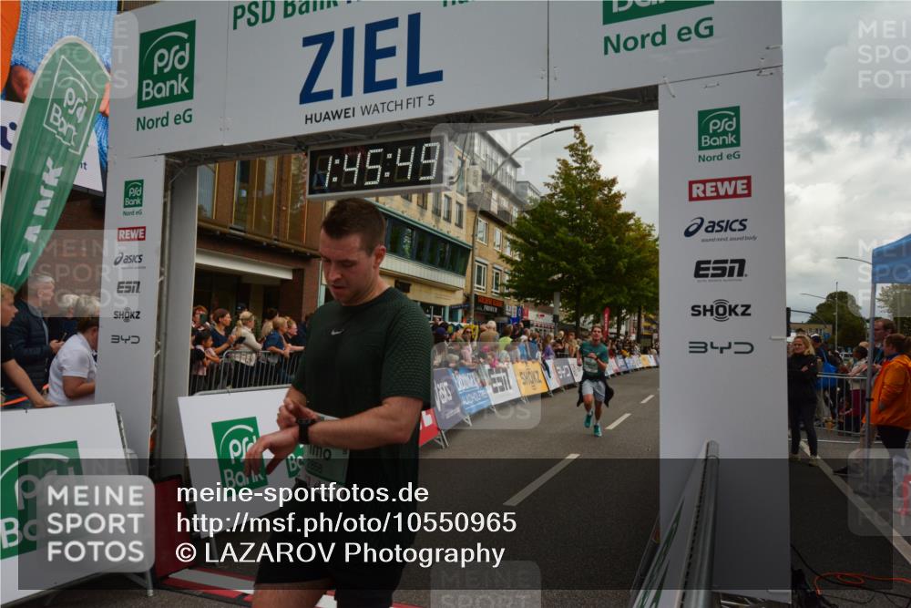 20.09.2026 - PSD Bank Halbmarathon LAZAROV Photography http://msf.ph/oto/10550965 20.09.2026 11:45:49 Ziel 1549, 2868, 3076, 3270, 3755, 4254, 4425, 4625, 4774 meine-sportfotos.de