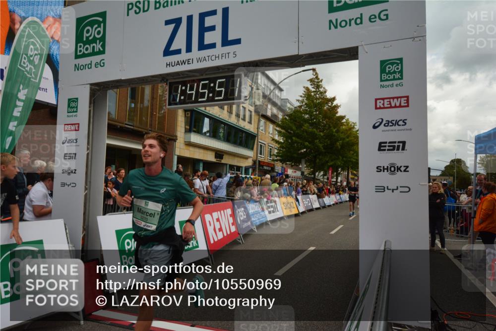 20.09.2026 - PSD Bank Halbmarathon LAZAROV Photography http://msf.ph/oto/10550969 20.09.2026 11:45:51 Ziel 1549, 2124, 2868, 3076, 3270, 3755, 4048, 4254, 4425, 4774 meine-sportfotos.de