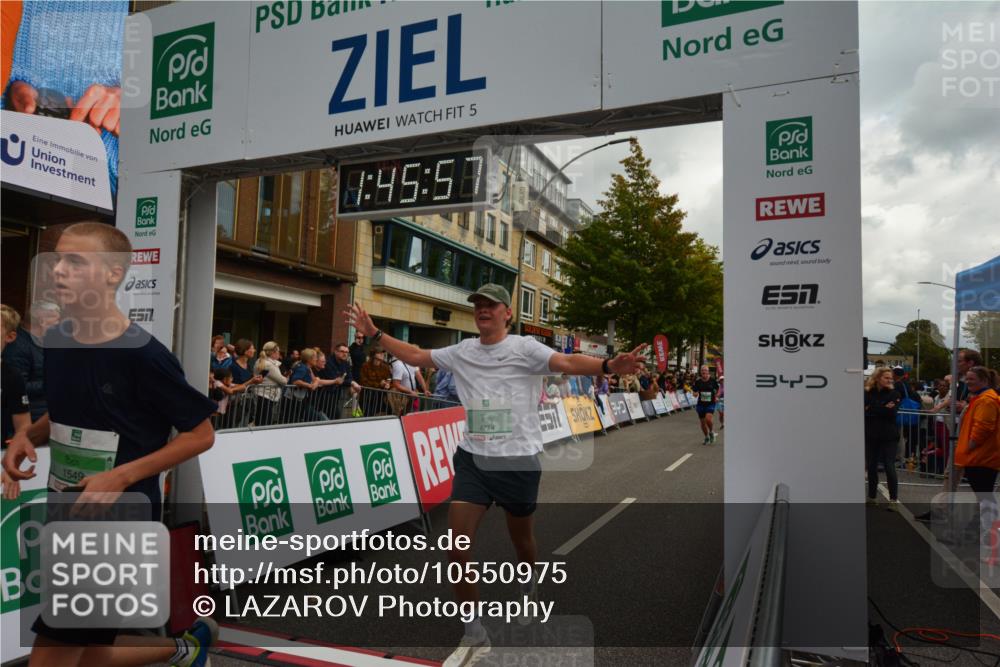 20.09.2026 - PSD Bank Halbmarathon LAZAROV Photography http://msf.ph/oto/10550975 20.09.2026 11:45:56 Ziel 1549, 2124, 3076, 3270, 4048, 4425, 4472, 4774 meine-sportfotos.de