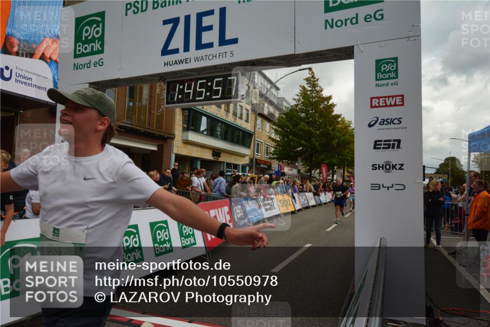 20.09.2026 - PSD Bank Halbmarathon LAZAROV Photography http://msf.ph/oto/10550978 20.09.2026 11:45:56 Ziel 1549, 2124, 3076, 3270, 4048, 4425, 4472, 4774 meine-sportfotos.de