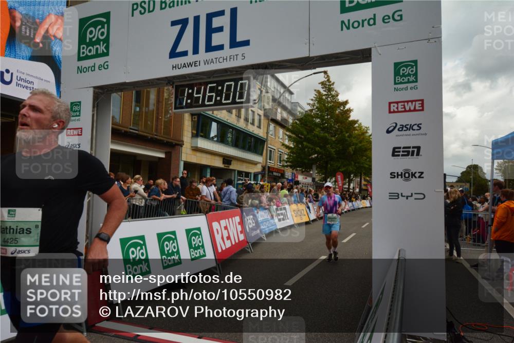 20.09.2026 - PSD Bank Halbmarathon LAZAROV Photography http://msf.ph/oto/10550982 20.09.2026 11:45:59 Ziel 1549, 2124, 3076, 3681, 4048, 4425, 4472, 4774 meine-sportfotos.de
