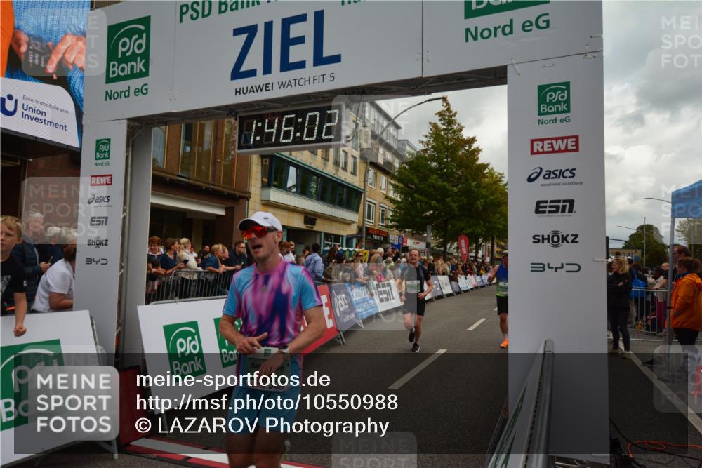 20.09.2026 - PSD Bank Halbmarathon LAZAROV Photography http://msf.ph/oto/10550988 20.09.2026 11:46:01 Ziel 1549, 1800, 2124, 2276, 3076, 3681, 4048, 4425, 4472, 4774 meine-sportfotos.de