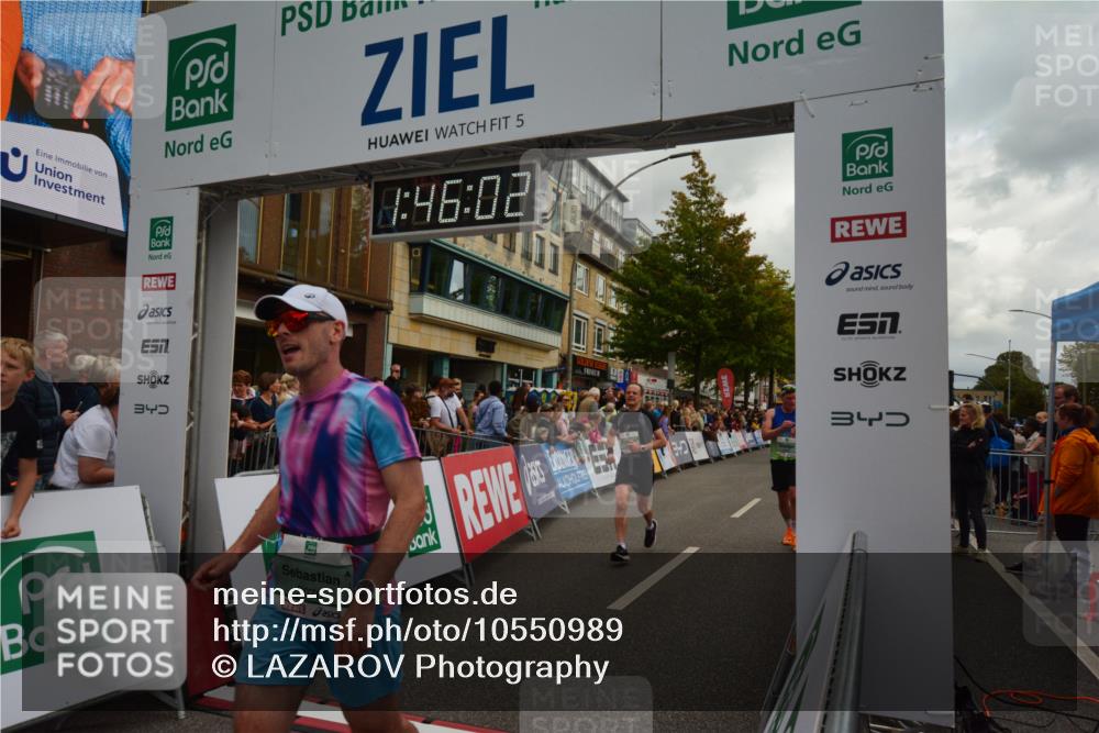 20.09.2026 - PSD Bank Halbmarathon LAZAROV Photography http://msf.ph/oto/10550989 20.09.2026 11:46:01 Ziel 1549, 1800, 2124, 2276, 3076, 3681, 4048, 4425, 4472, 4774 meine-sportfotos.de