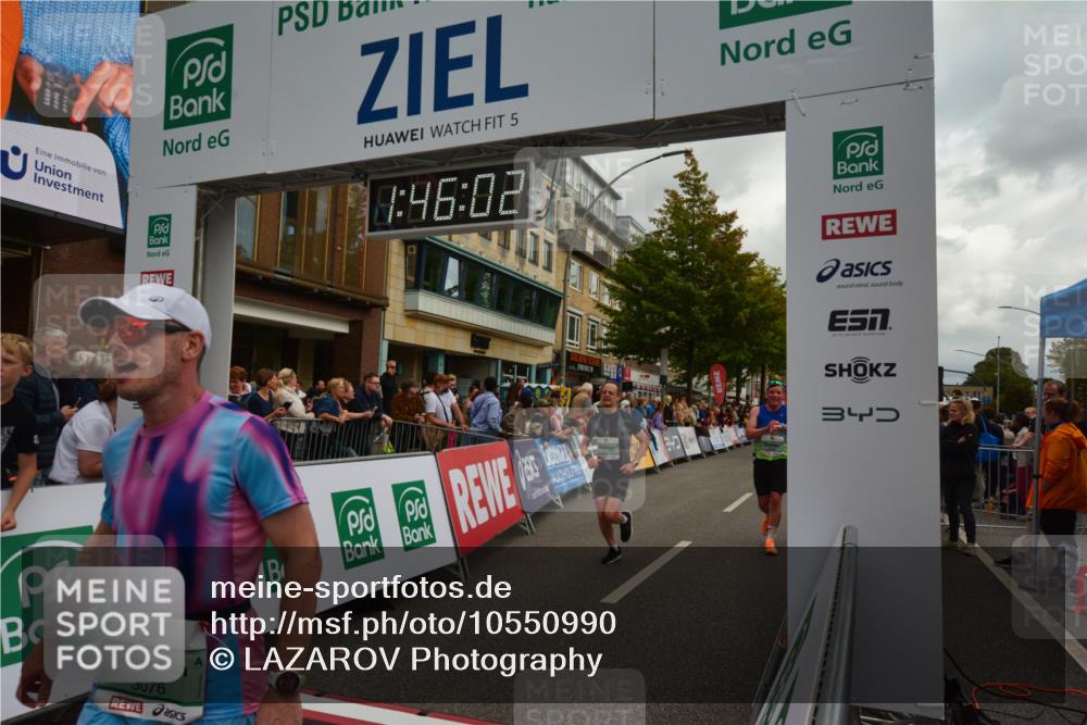 20.09.2026 - PSD Bank Halbmarathon LAZAROV Photography http://msf.ph/oto/10550990 20.09.2026 11:46:01 Ziel 1549, 1800, 2124, 2276, 3076, 3681, 4048, 4425, 4472, 4774 meine-sportfotos.de