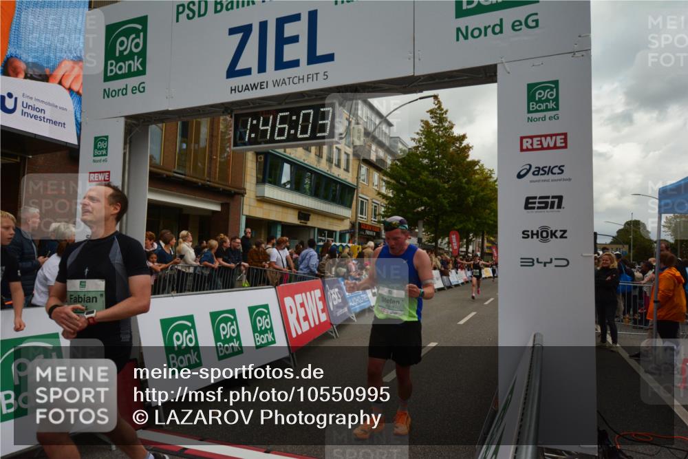 20.09.2026 - PSD Bank Halbmarathon LAZAROV Photography http://msf.ph/oto/10550995 20.09.2026 11:46:03 Ziel 1800, 2124, 2276, 2281, 3076, 3681, 4048, 4425, 4472 meine-sportfotos.de