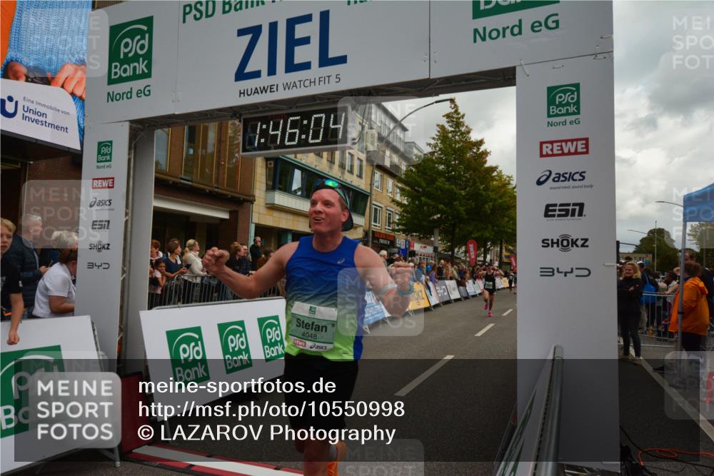 20.09.2026 - PSD Bank Halbmarathon LAZAROV Photography http://msf.ph/oto/10550998 20.09.2026 11:46:03 Ziel 1800, 2124, 2276, 2281, 3076, 3681, 4048, 4425, 4472 meine-sportfotos.de
