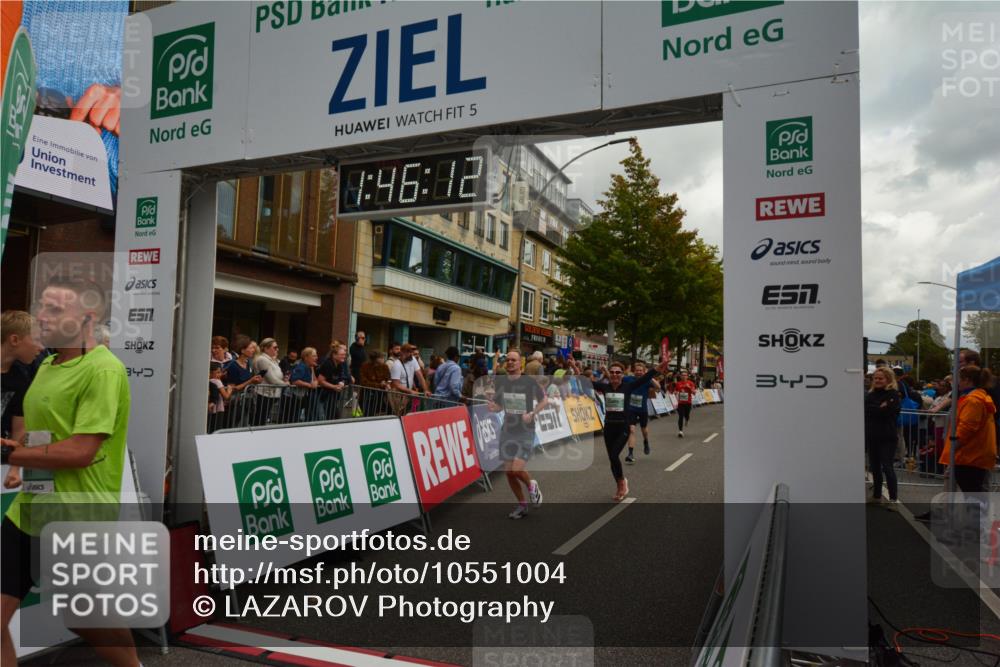 20.09.2026 - PSD Bank Halbmarathon LAZAROV Photography http://msf.ph/oto/10551004 20.09.2026 11:46:11 Ziel 1637, 1800, 2171, 2276, 2281, 2680, 3366, 3602, 3626, 3681, 4472, 4687 meine-sportfotos.de