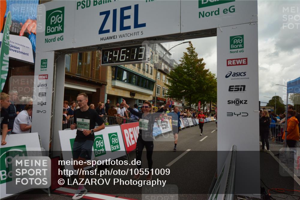 20.09.2026 - PSD Bank Halbmarathon LAZAROV Photography http://msf.ph/oto/10551009 20.09.2026 11:46:12 Ziel 1637, 1800, 2171, 2276, 2281, 2374, 2680, 3366, 3602, 3626, 3681, 4472, 4687 meine-sportfotos.de