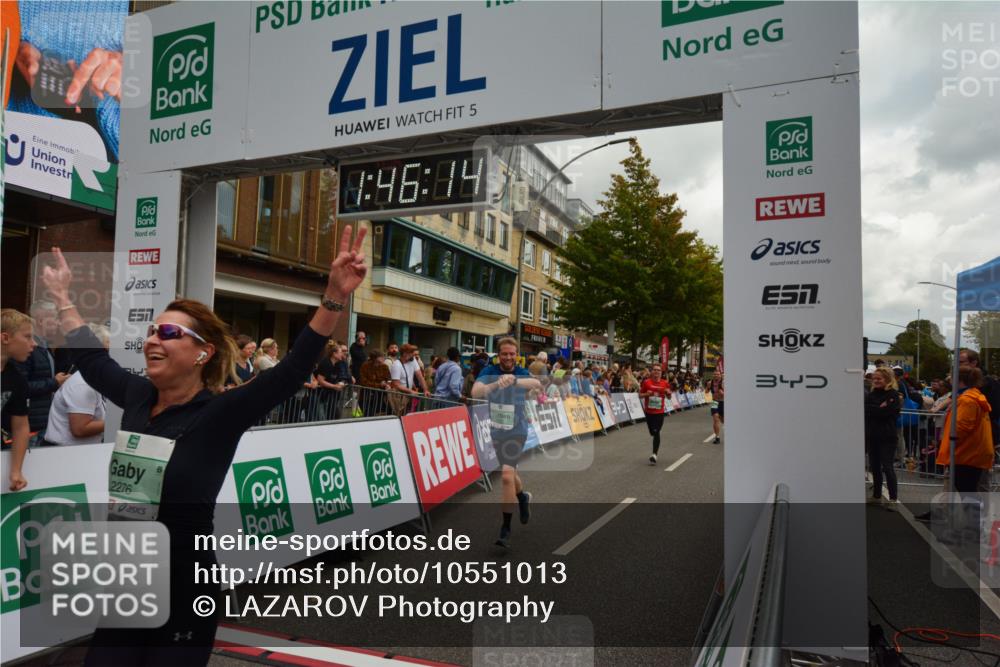 20.09.2026 - PSD Bank Halbmarathon LAZAROV Photography http://msf.ph/oto/10551013 20.09.2026 11:46:13 Ziel 1637, 1800, 2042, 2171, 2175, 2276, 2281, 2374, 2680, 2769, 3366, 3602, 3626, 3681, 4687 meine-sportfotos.de