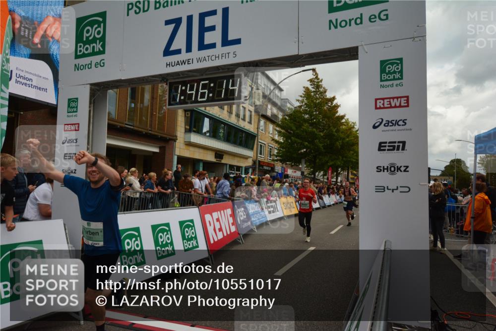 20.09.2026 - PSD Bank Halbmarathon LAZAROV Photography http://msf.ph/oto/10551017 20.09.2026 11:46:14 Ziel 1637, 1800, 2042, 2171, 2175, 2276, 2281, 2374, 2680, 2769, 2977, 3366, 3565, 3602, 3626, 3681, 4687 meine-sportfotos.de