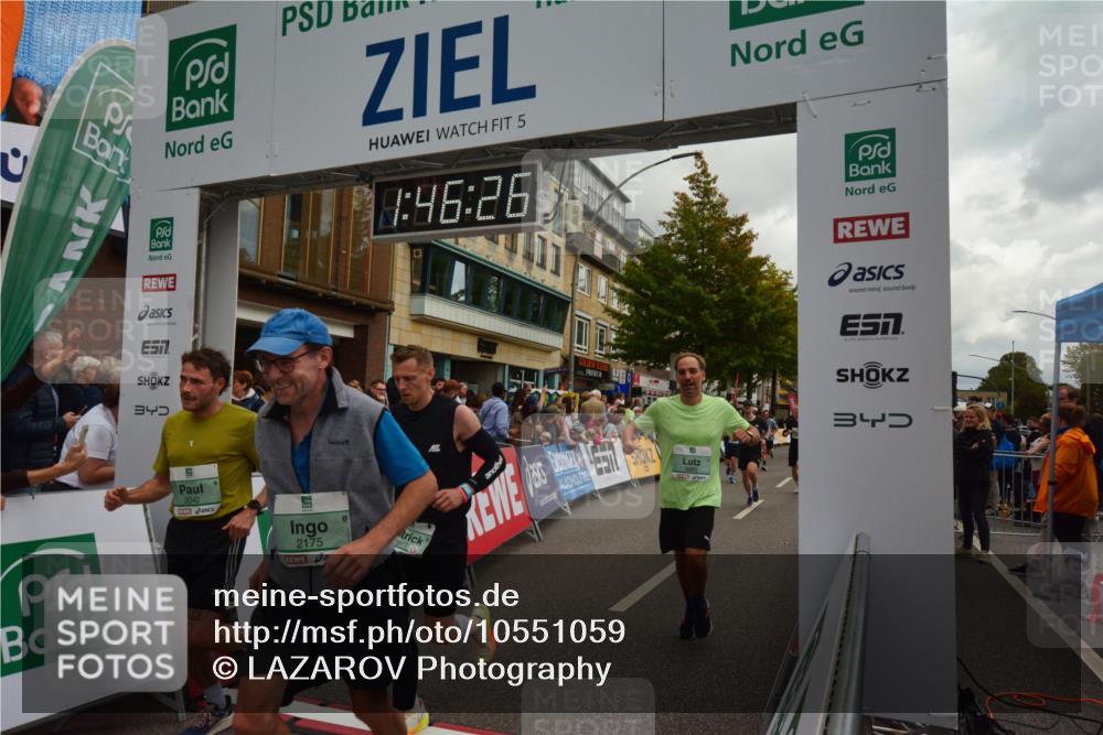 20.09.2026 - PSD Bank Halbmarathon LAZAROV Photography http://msf.ph/oto/10551059 20.09.2026 11:46:25 Ziel 1102, 1860, 2042, 2066, 2171, 2175, 2374, 2524, 2680, 2769, 2778, 2977, 3408, 3425, 3565, 3602, 3626, 4387, 4687, 4710 meine-sportfotos.de