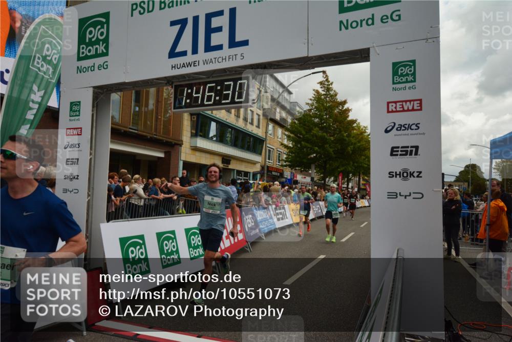 20.09.2026 - PSD Bank Halbmarathon LAZAROV Photography http://msf.ph/oto/10551073 20.09.2026 11:46:30 Ziel 1102, 1860, 2027, 2042, 2066, 2175, 2374, 2524, 2769, 2778, 2977, 3408, 3425, 3565, 4094, 4200, 4387, 4640, 4710 meine-sportfotos.de